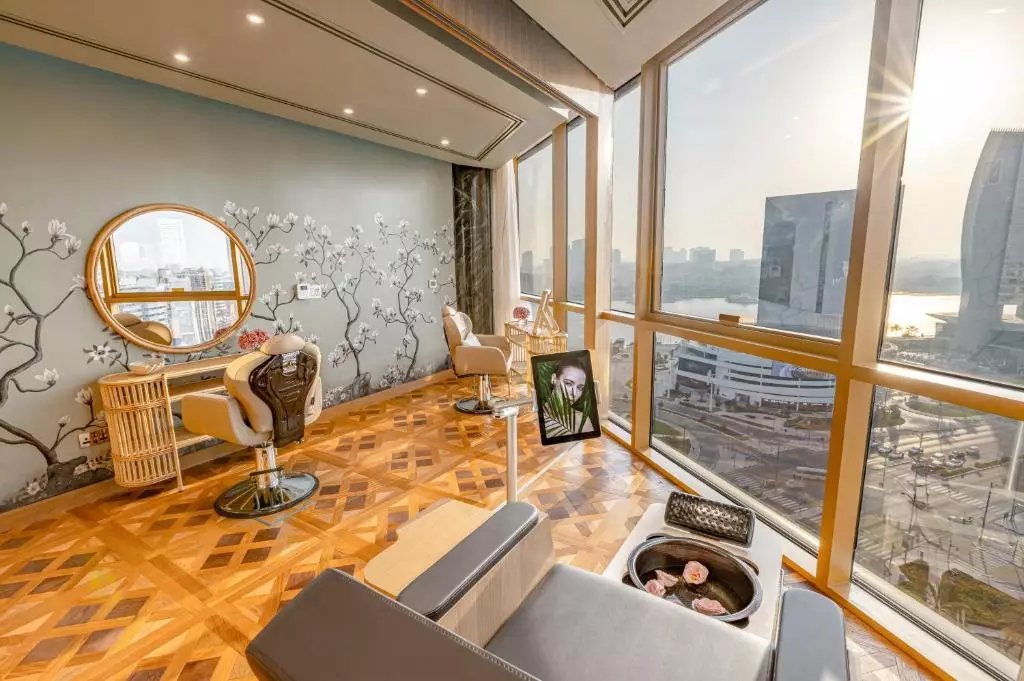 Golden Sands Boutique Hotel